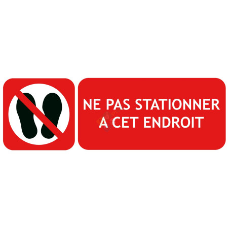 Panneau interdit de stationner ou de marcher à cet endroit